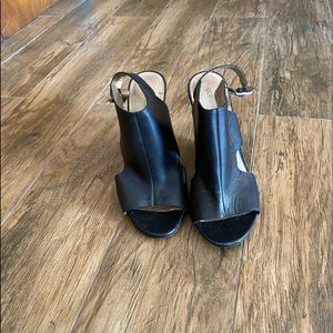 BCBGeneration Black Wedges